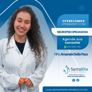 neuropsicopedagoga representando a clinica santa rita